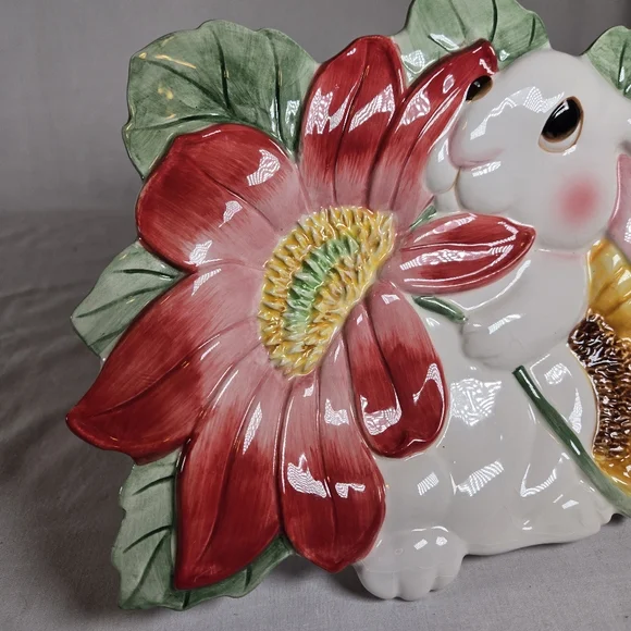 Fitz and Floyd Essentials Bunny Blooms Vintage Plate Easter Spring Floral 7 x 9" - Picture 4 of 4